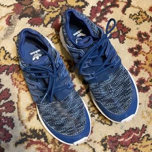 Adidas sneakers women’s 6 good condition